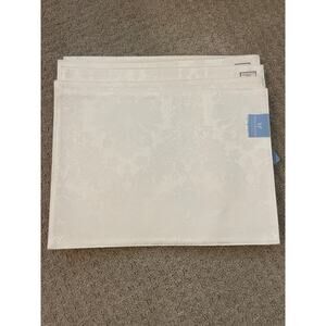 NWT- Wedgwood White Brighton Placemats Set of 8